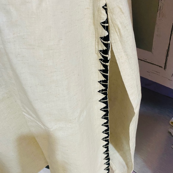 Beautiful dress for Khadi lover, size L,with enough margin inside on both sides - Picture 6 of 10